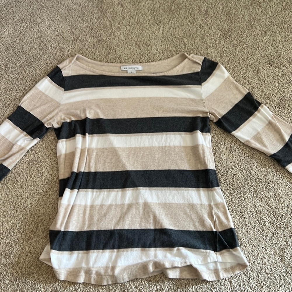 Liz Claiborne striped top size medium.